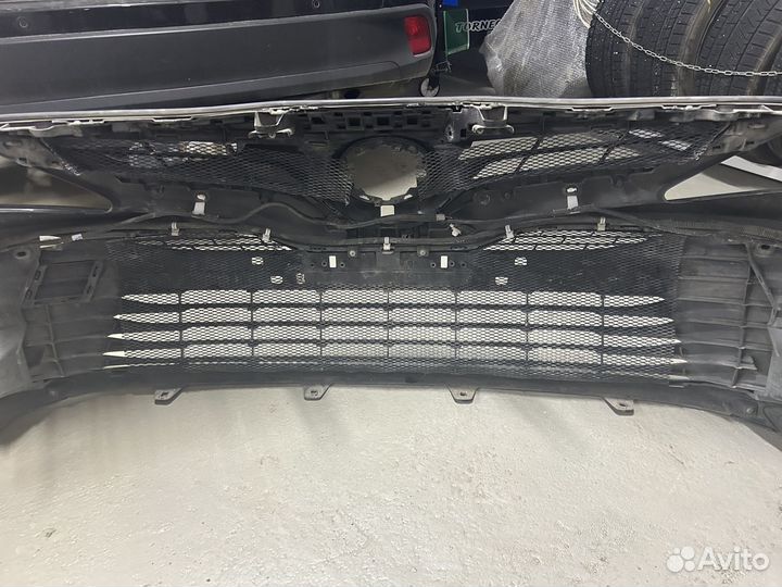 Передний бампер Toyota camry v 70