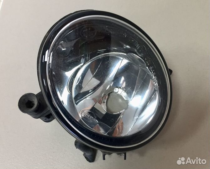 Фара противотуманная левая Audi Q5 2011 / Q3 2011