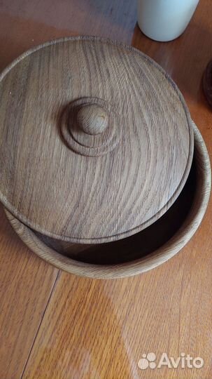 Чаша из дерева