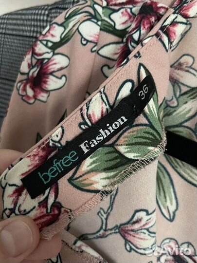 Платье с цветами befree 36