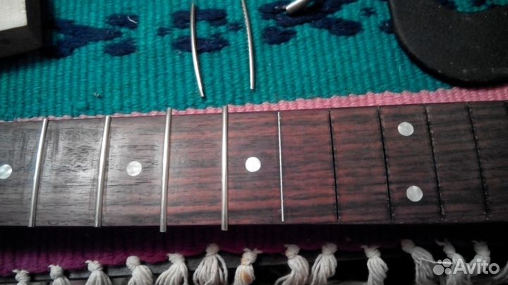 Гитары, бас гитары