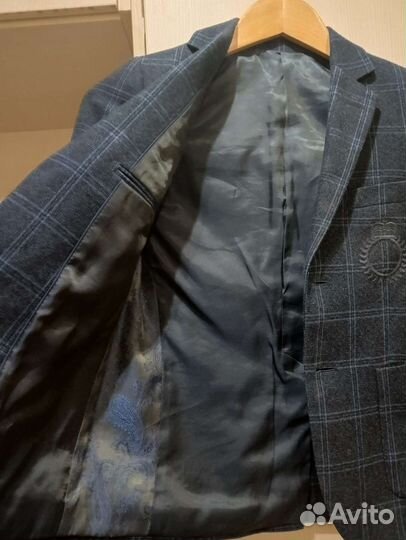 Пиджак на мальчика 134