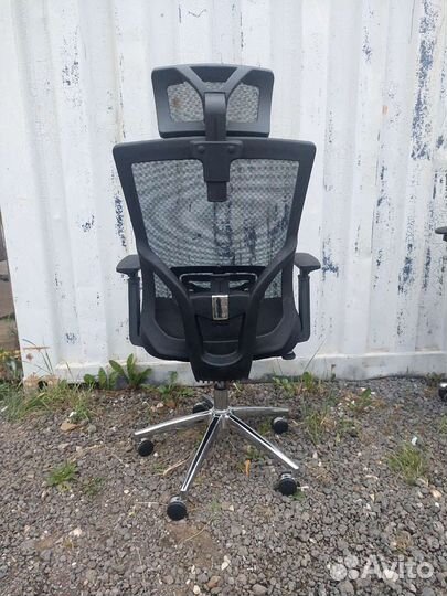 Компьютерное кресло б/у