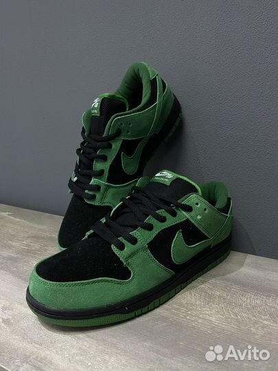 Nike Dunk Low SB Green с мехом (44р)