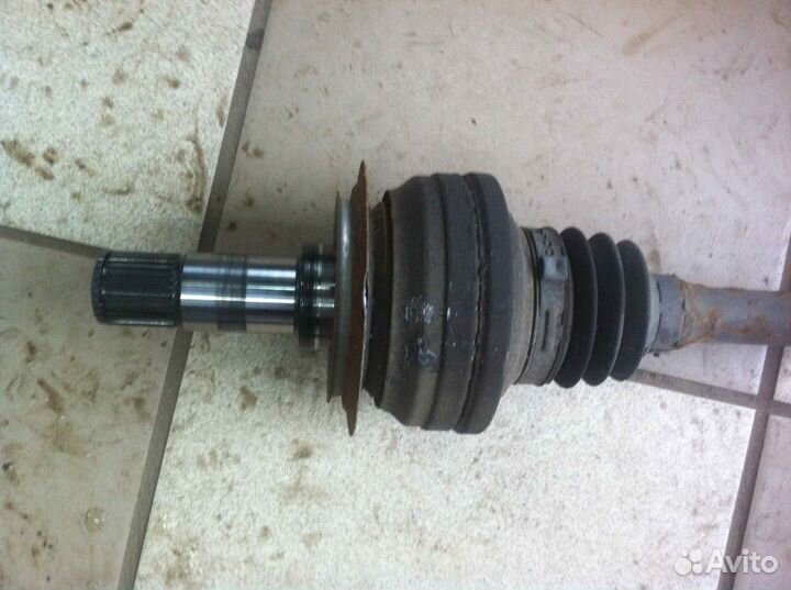 Полуось задняя (приводной вал, шрус) mercedes-benz