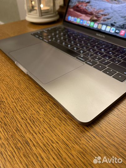 MacBook Pro 13 2019 16/256