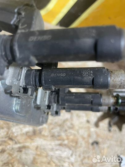 Форсунки 1,6 H4M Рено Флюенс Меган 3 Ниссан