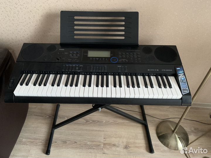 Синтезатор casio