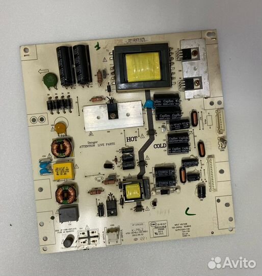 Телевизор irbis T32Q44FAL в разборе
