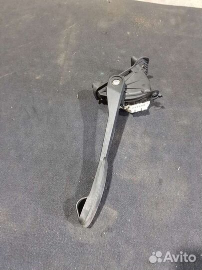 Педаль газа Volvo s80