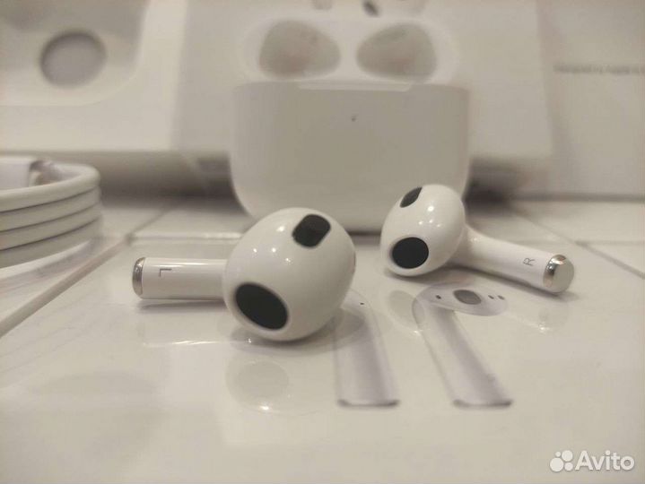 AirPods 3 топовая версия, 1400 отзывов в профиле