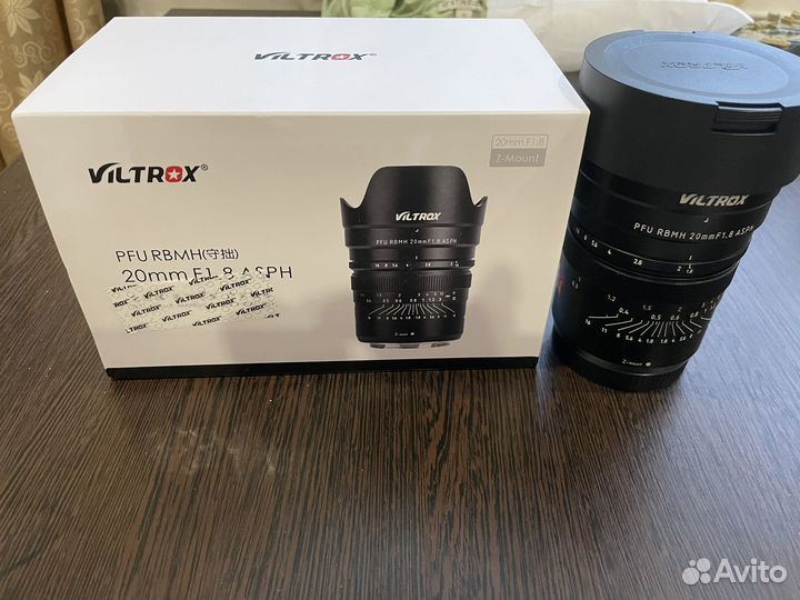 Объектив Vitrox 20mm 1.8 на Nikon Z