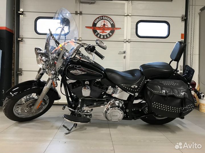 Harley-Davidson heritage softail classic 103