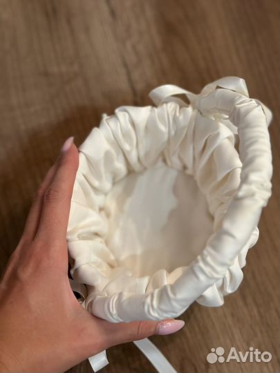 Корзиночка для лепестков роз на свадьбу