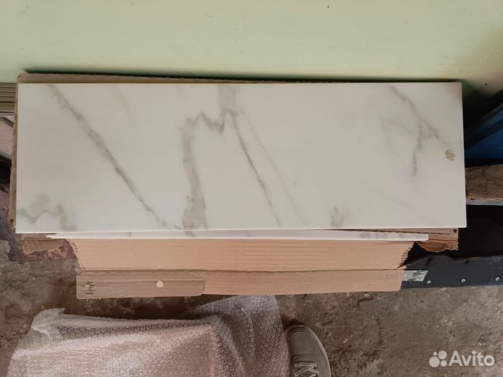 Керамическая плитка настенная