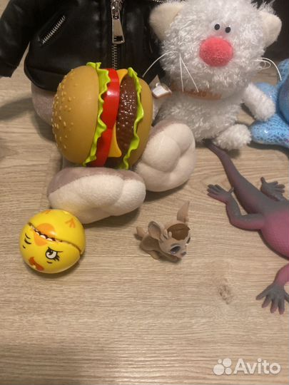 Б/у игрушкт
