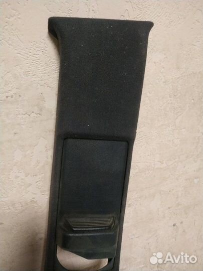 Обшивка стойки правая Mercedes-Benz E-Class W210