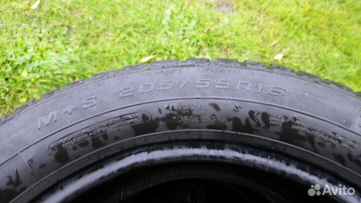 Goodyear Vector 4Seasons 205/55 R16
