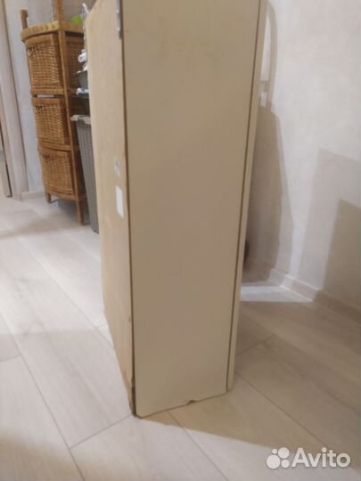 Полка навесная в ванную