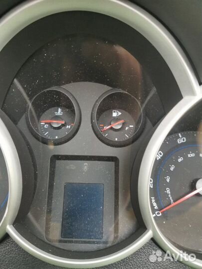 Панель приборов Chevrolet Cruz седан 1.6 F16D4