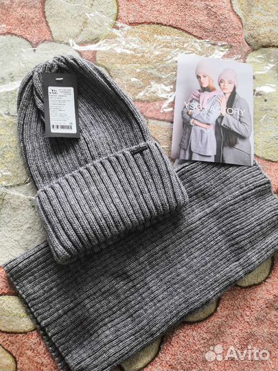 Комплект шапка и шарф женский