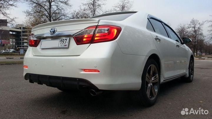 Camry 50 / 55 спойлер Modellista на багажник A1DS1