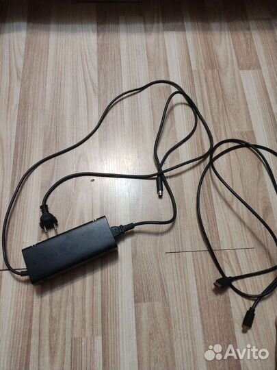 Xbox 360 + 4 диска + kinect и 3 джостика