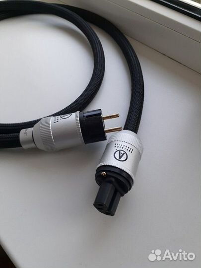 Силовой кабель xlo