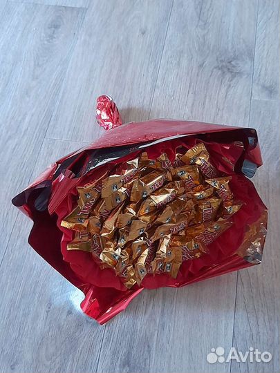 Сладкие букеты из конфет