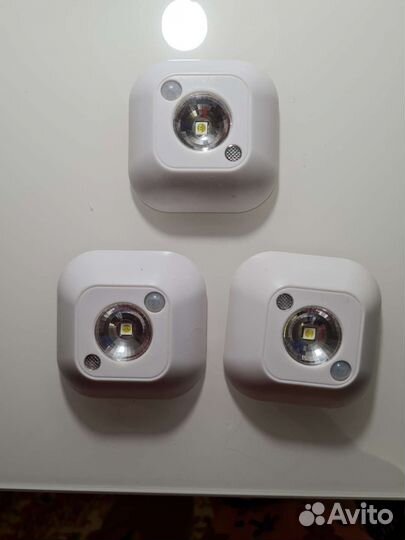 Светильник с датчиком движения