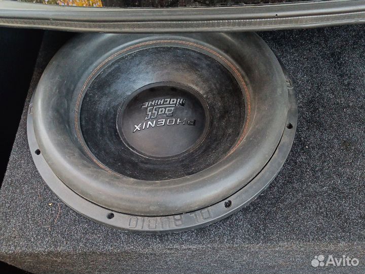 Сабвуфер phoenix 18