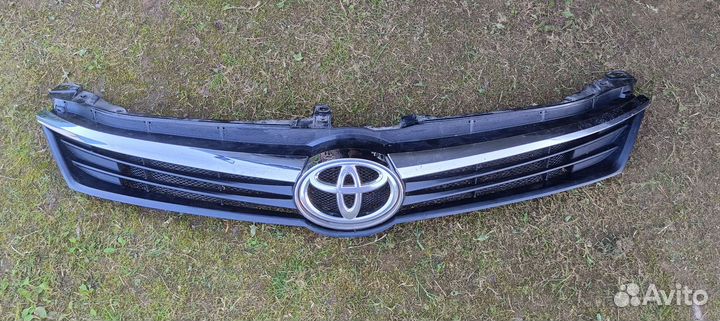 Решётки на camry 55