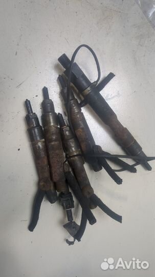 Форсунка топливная Volkswagen Transporter 4, 2000