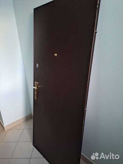 Дверь входная металлическая