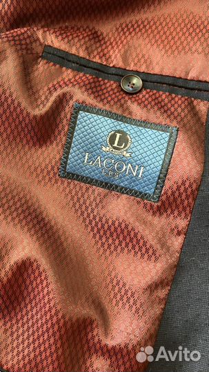 Мужской классический костюм двойка