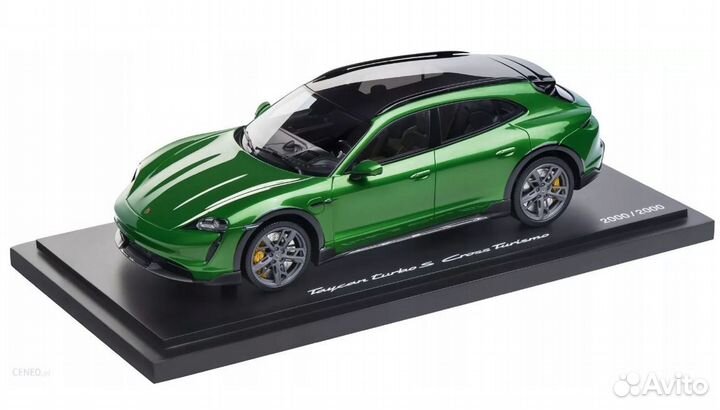Модель 1/18 Porsche Taycan Turbo S Cross Turismo