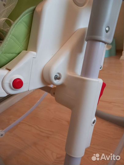 Детский стульчик для кормления