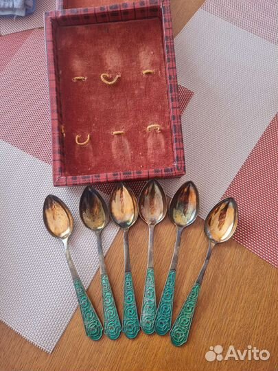 Серебрянные чайные ложки