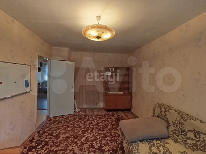 3-к. квартира, 58 м², 2/5 эт.