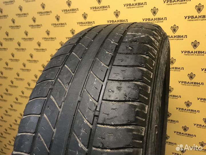 Goodyear Wrangler HP All Weather 235/65 R17 104V