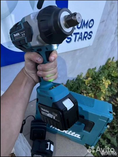 Гайковерт аккумуляторный makita 2200 N.m