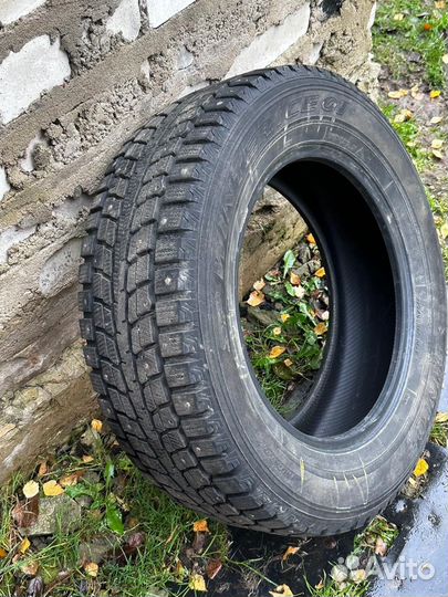 Dunlop SP Winter Ice 07 225/65 R17 25B