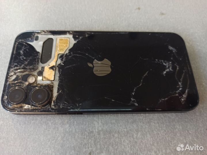 Телефон iPhone 12 mini