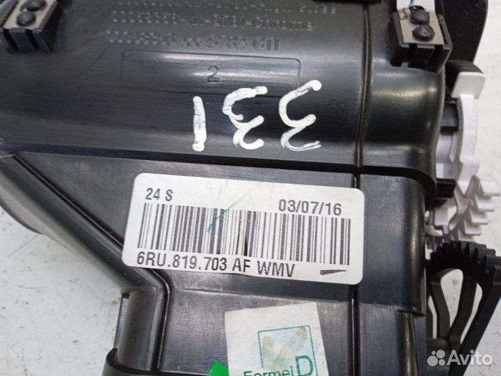 Дефлектор воздушный левый Volkswagen Polo 612 CFW