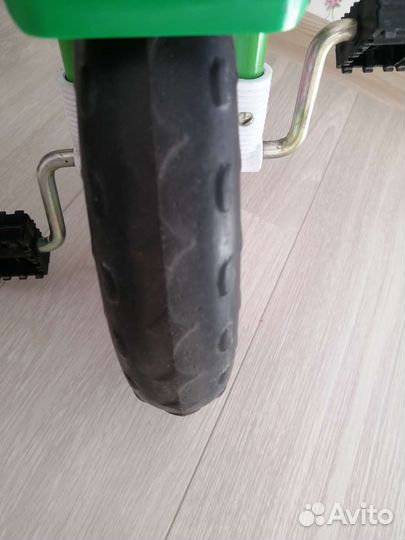 Велосипед трехколесный Зубренок