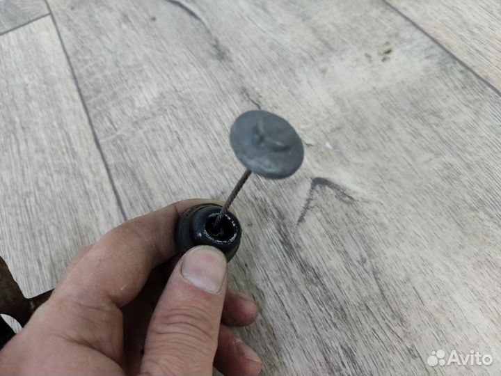 Трос педали газа Carina E