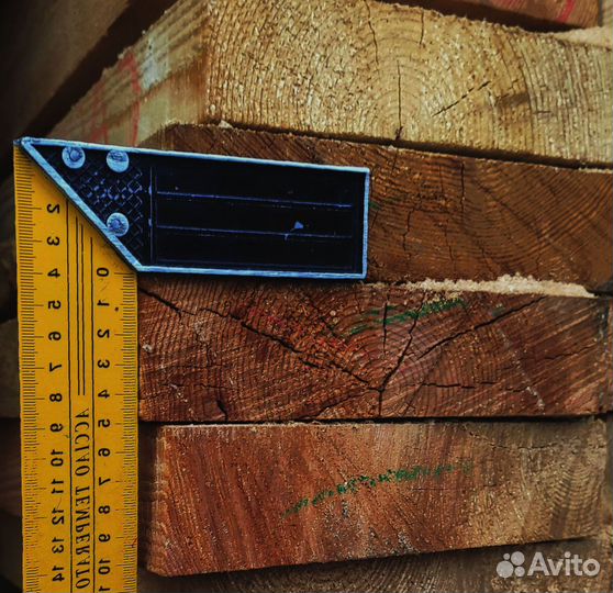 Доски лиственницы: прочный строительный материал