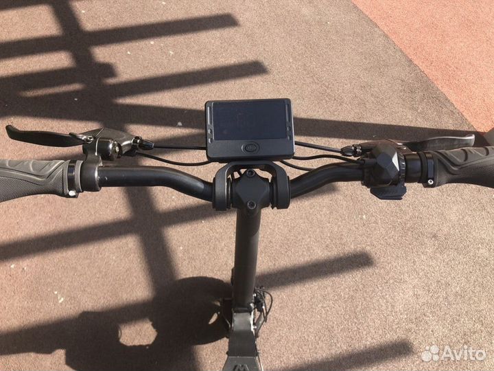 Электросамокат Midway Amix