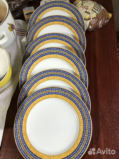 Чешские фарфоровые тарелки 10 штук,диам.25 и 19 см