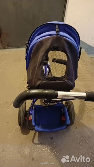 Трехколесный велосипед